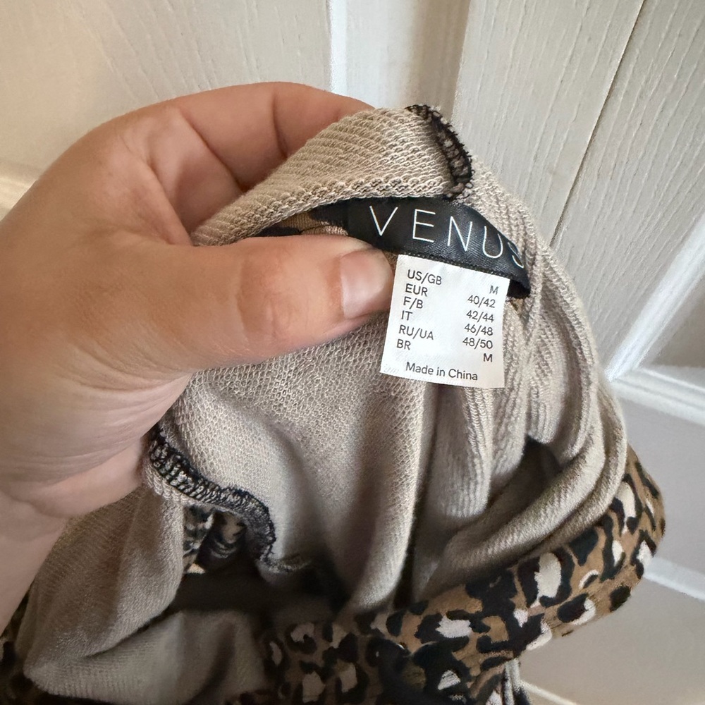 Leopard Print Cold Shoulder Dress - Picture 2 of 5